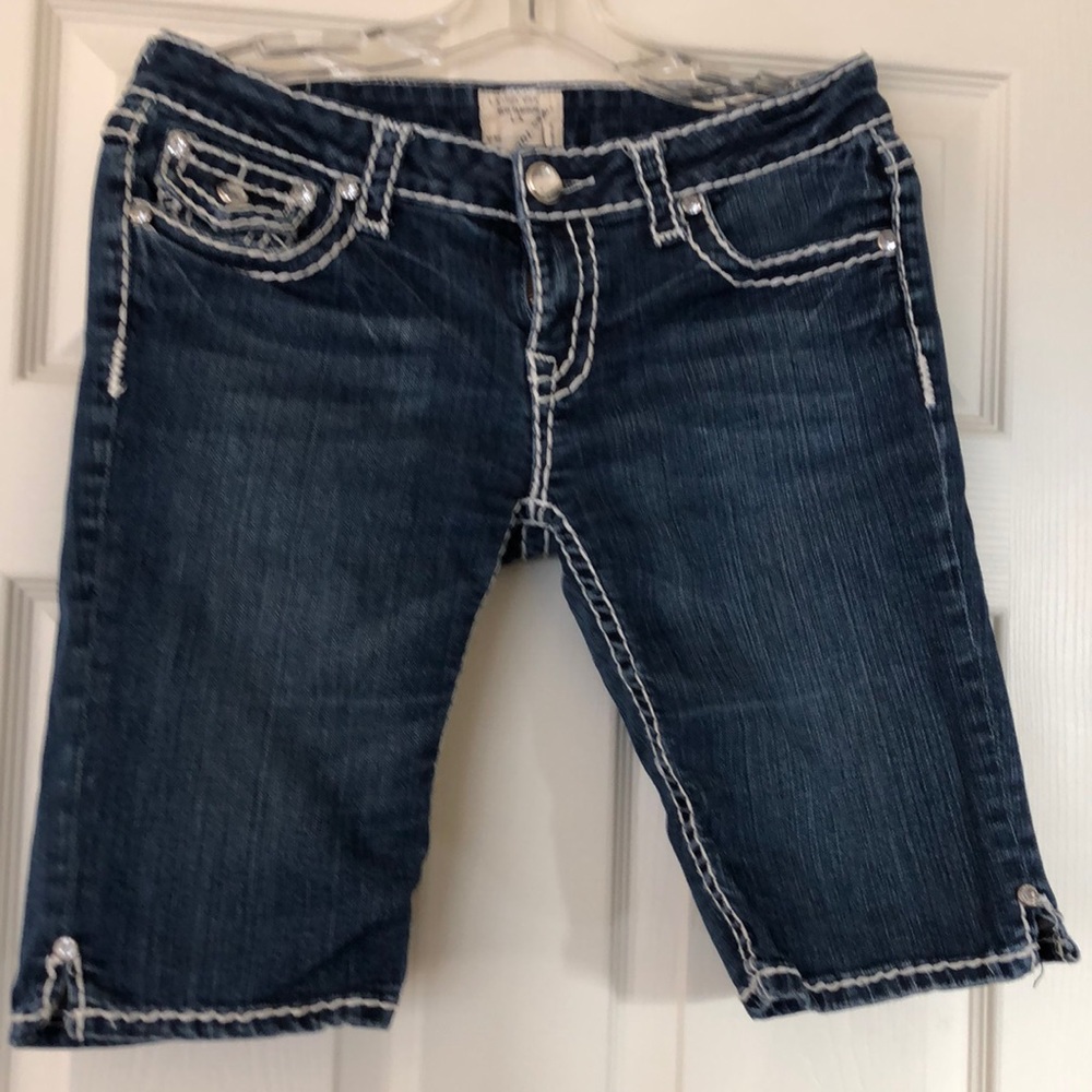 Size 11 LA Idol Shorts